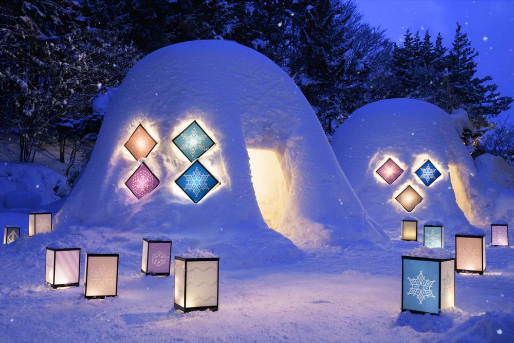 凛冬之礼：当露天温泉遇上豪雪地带