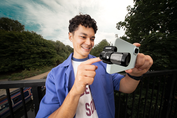 SHURE推出MV88 USB-C立体声话筒，口袋里的专业音频